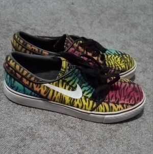 Nike Stefan Janoski leopard print skateboarding shoes. Size 6.5. Used condition